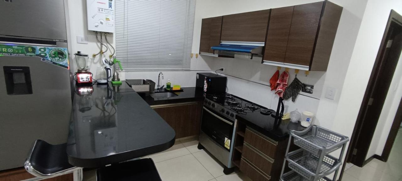 Departamentoo Nuevo Amoblado Cerca A Uagrm, Con Excelente Vista Apartment Санта Крус де ла Сиера Екстериор снимка