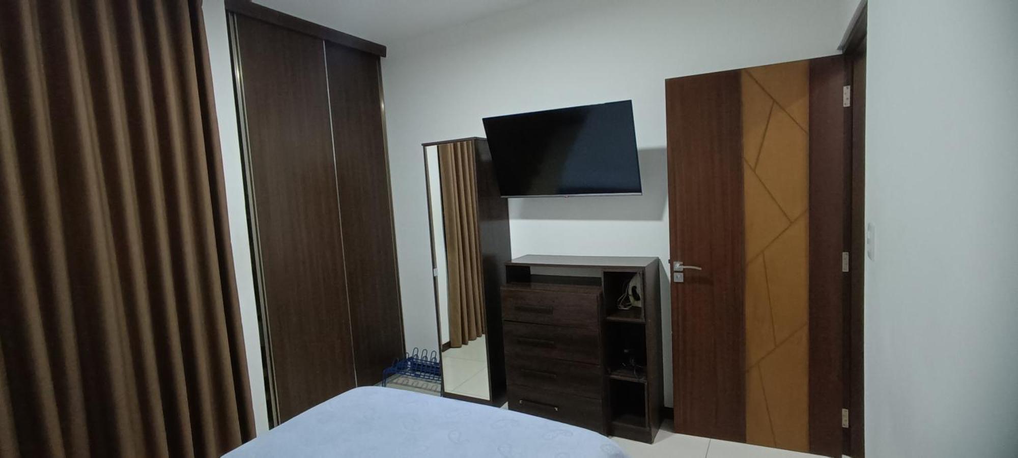 Departamentoo Nuevo Amoblado Cerca A Uagrm, Con Excelente Vista Apartment Санта Крус де ла Сиера Екстериор снимка